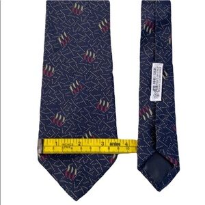 Giorgio Armani silk tie Made in Italy, blue/cream/cranberry color 9 cm